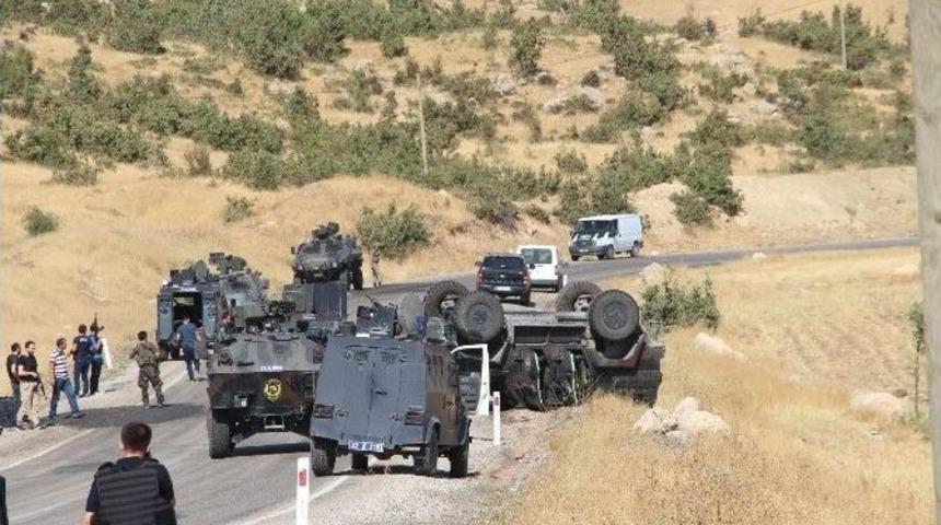 Şırnak&rsquo;ta Trafik Kazası: 2 Polis Yaralı