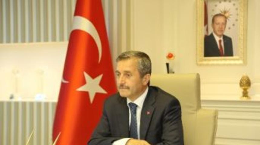 Başkan Tahmazoğlu Ter&ouml;r&uuml; Lanetledi