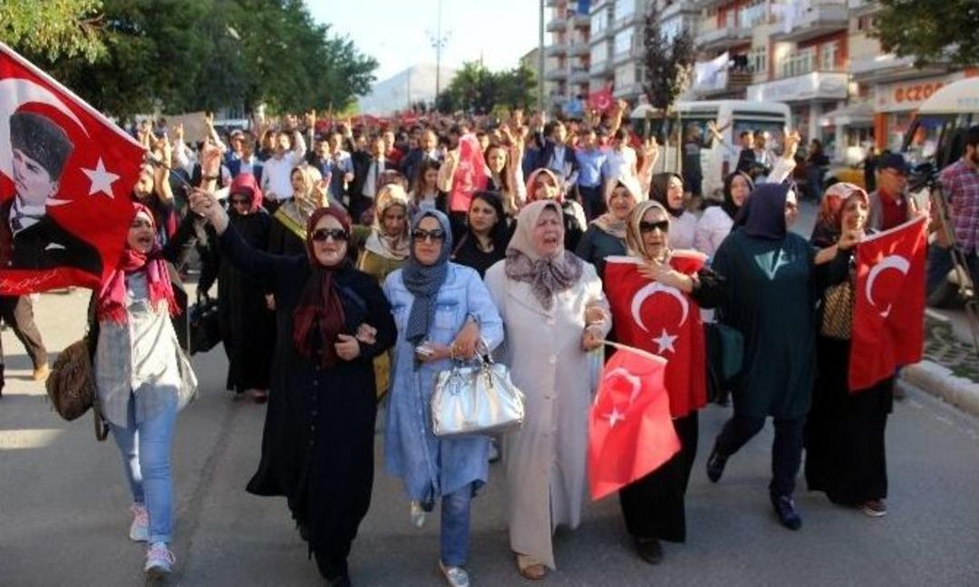 Erzurum&rsquo;da Ter&ouml;re Tepki