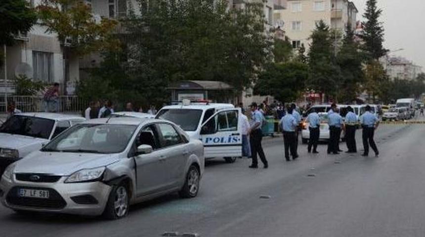 Polisin 'dur' Ikazlarına Uymayan Ş&uuml;pheli Vurularak Yakalandı