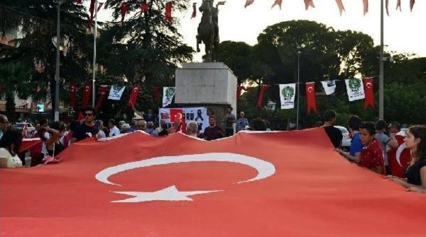 &Ouml;demiş Ter&ouml;r&uuml; Protesto Y&uuml;r&uuml;y&uuml;ş&uuml;