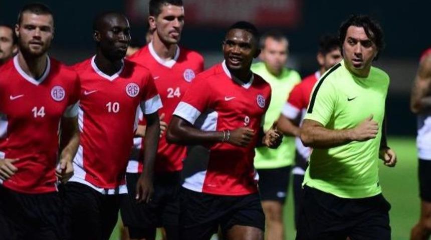 Eto&rsquo;O G&uuml;ld&uuml;, G&uuml;ld&uuml;rd&uuml;