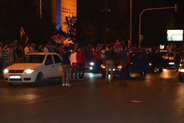 Kayseri’de Teröre Lanet Yağdı