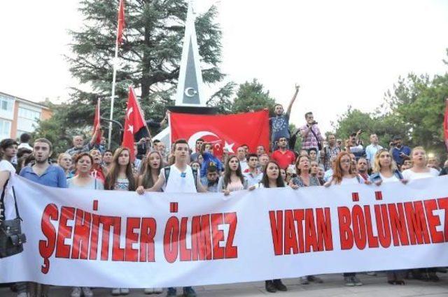 Eskişehir, Kütahya Ve Bilecik'te Terör Saldırıları Protesto Edildi