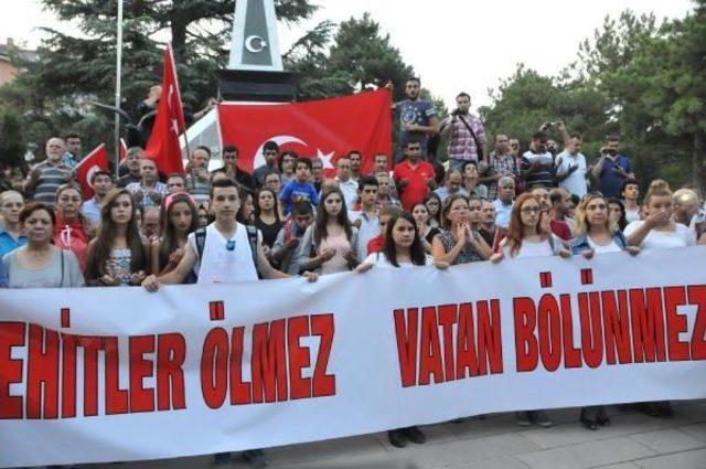 Eskişehir, Kütahya Ve Bilecik'te Terör Saldırıları Protesto Edildi