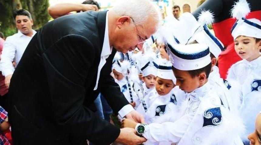 Torbalı&rsquo;nın Kurtuluşunu S&uuml;nnet Olarak Kutladılar