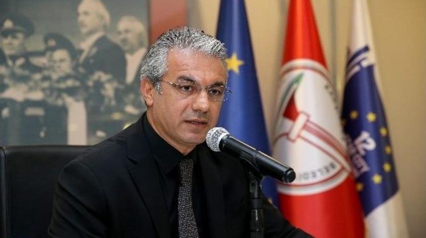 Mecliste &lsquo;siyah&rsquo; Protesto