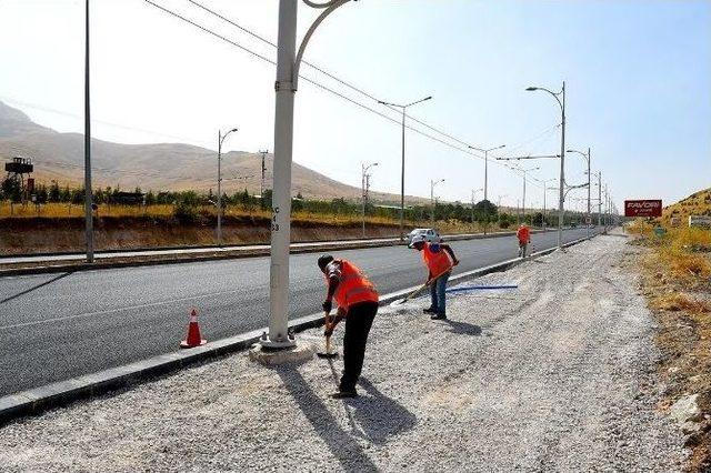 Kaldırım Çalışmaları Devam Ediyor