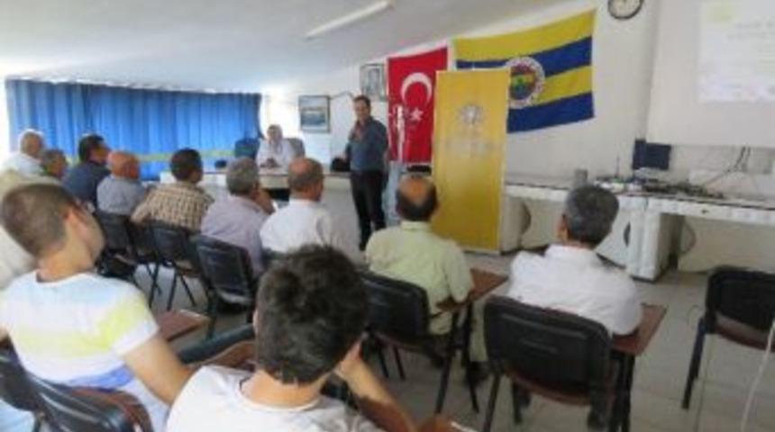 Beyşehir&rsquo;de &Ccedil;ift&ccedil;ilere S&uuml;s Bitkileri Yetiştiriciliği Anlatıldı