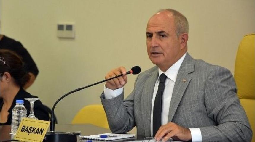Başkan Akg&uuml;n: "&ccedil;ocuklarımızı Sokaktan Kurtarıp, Spora Y&ouml;nlendireceğiz"