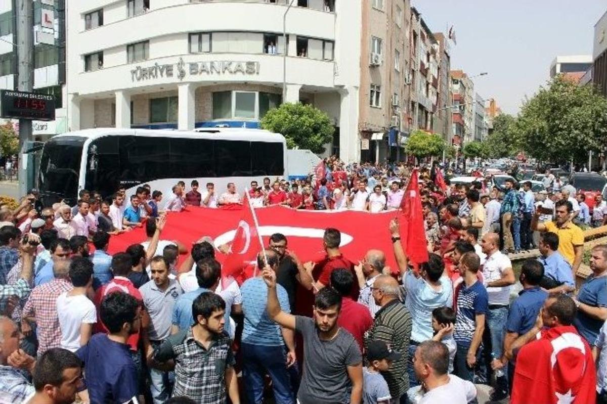 Adıyaman&rsquo;da Yer G&ouml;k T&uuml;rk Bayrağı Oldu