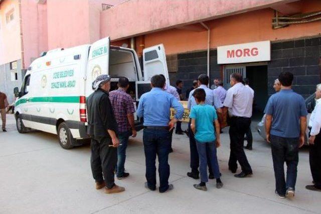 Cizre'de Sokağa Çıkma Yasağı Ve Operasyonlar Sürüyor; 8 Polis Ve 3 Çocuk Yaralı