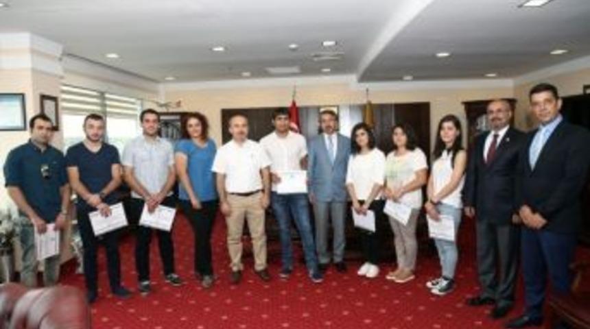 Trakya &Uuml;niversitesinde Eğitim Alan Tiflis &Uuml;niversitesi Tıp Fak&uuml;ltesi &Ouml;ğrencilerine Sertifika Verildi