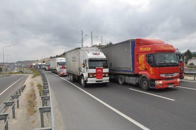 Bozüyüklü Kamyoncuların Teröre Tepki Eylemi