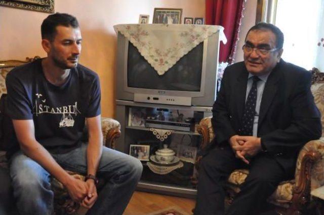 Abdullah G&uuml;l &uuml;n Eski Koruması Şahin De Iğdır da Şehit D&uuml;şt&uuml; 2