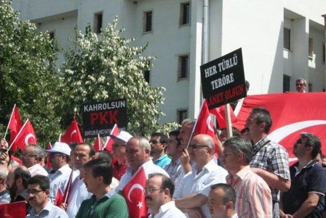 Nevşehir’De Memur-Sen Üyelerinden Terör Protestosu