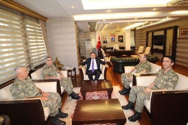 3. Ordu Komutanı Savaş Vali Işın’ı Ziyaret Etti 2