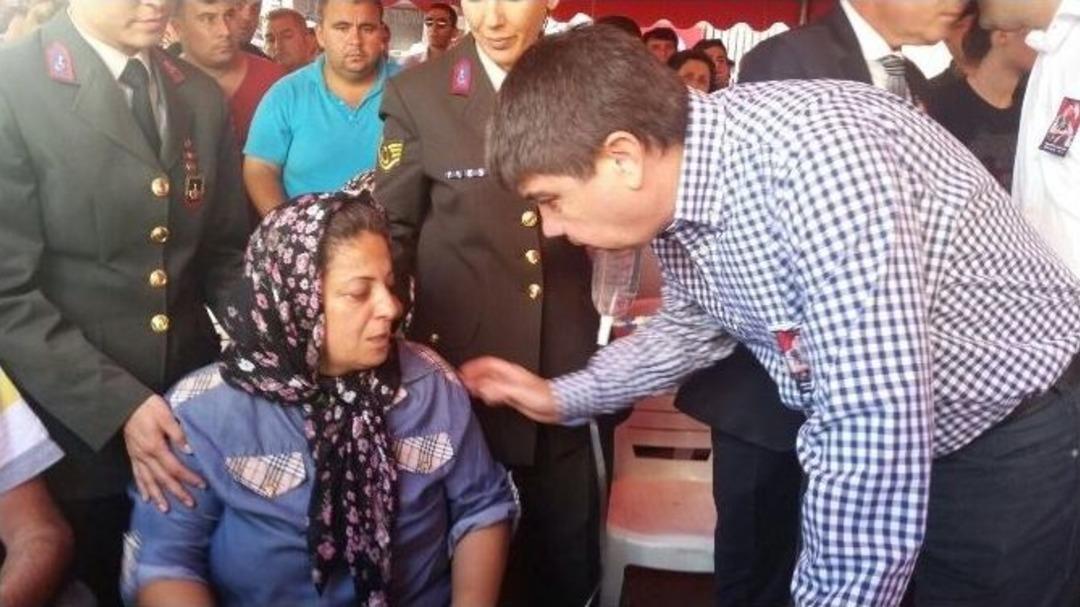 Şehidin Evine Taziye Akını