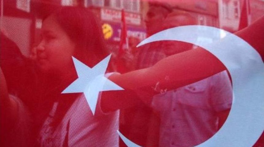 Zonguldak'ta Ter&ouml;re Tepki Y&uuml;r&uuml;y&uuml;ş&uuml; (2)