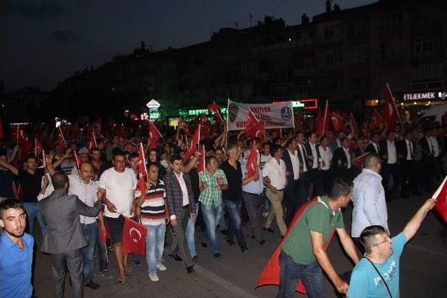 Konya’da Ülkücülerden “şehide Saygı, Teröre Lanet” Yürüyüşü