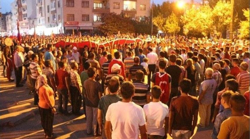 Mut&rsquo;ta &Uuml;lk&uuml; Ocağından &ldquo;şehide Saygı Ter&ouml;re Lanet&rdquo; Y&uuml;r&uuml;y&uuml;ş&uuml;