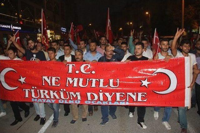 Hatay’da Teröre Tepki Yürüyüşü