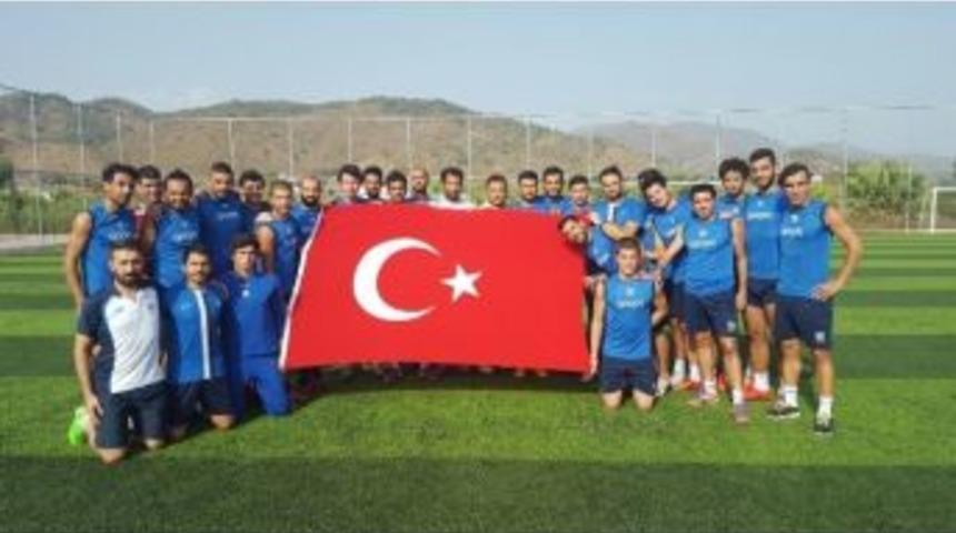 Ortaca Belediyespor&rsquo;dan Ter&ouml;re Bayraklı Protesto