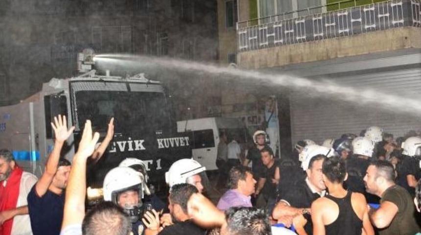 Denizli'de Ter&ouml;r Protesto Edildi