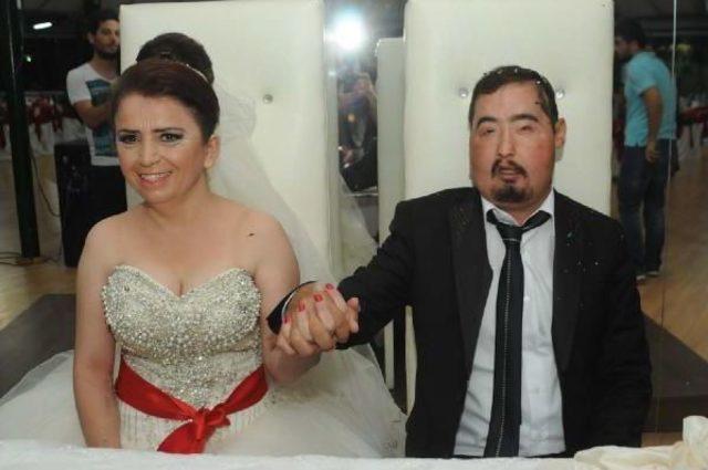 Yüz Nakilli Turan Çolak Antalya da Düğün Yaptı 3