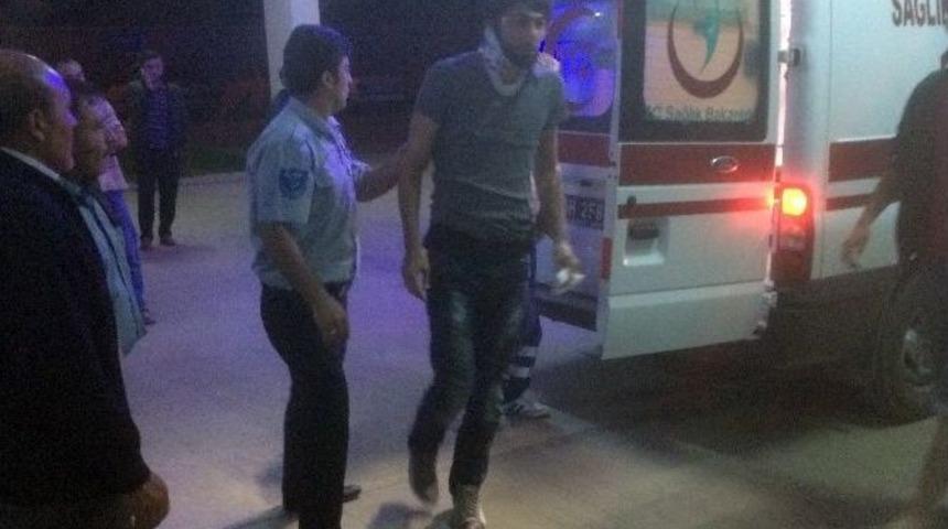 G&uuml;m&uuml;şhane&rsquo;deki Kazalarda 3 Kişi Yaralandı