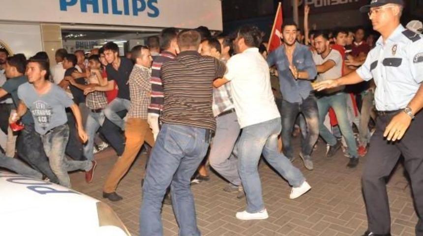 Nazilli Şehidi I&ccedil;in 'saygı Y&uuml;r&uuml;y&uuml;ş&uuml;' D&uuml;zenledi