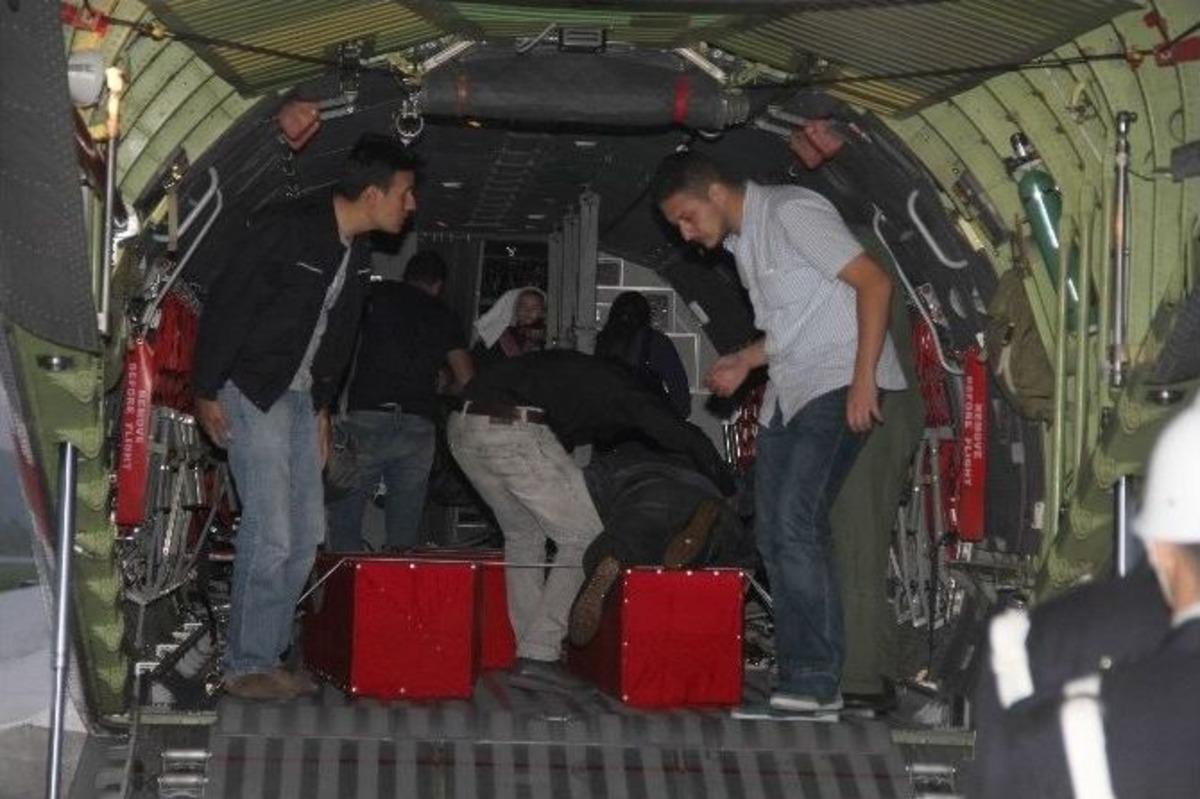 Şehit Polis G&ouml;zyaşları İ&ccedil;inde Karşılandı