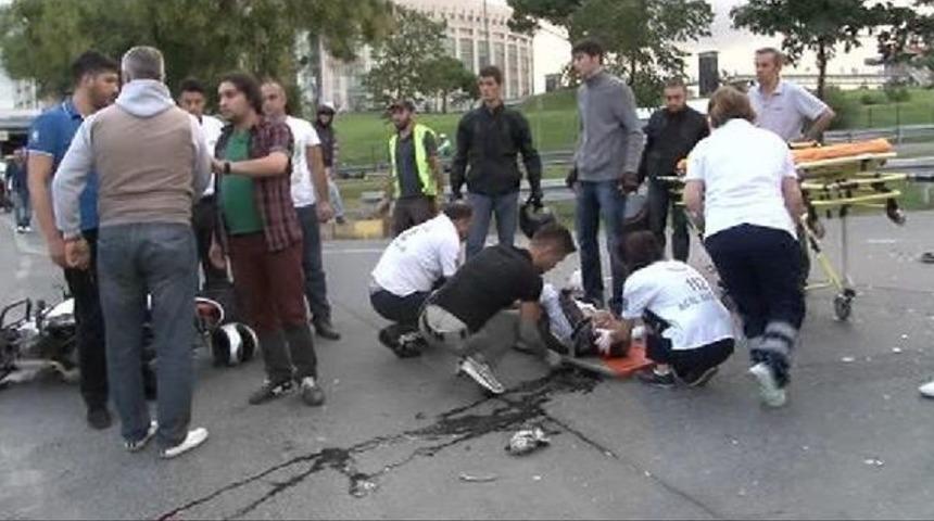 Şişli'de Otob&uuml;s&uuml;n &Ccedil;arptığı Kurye Ağır Yaralandı