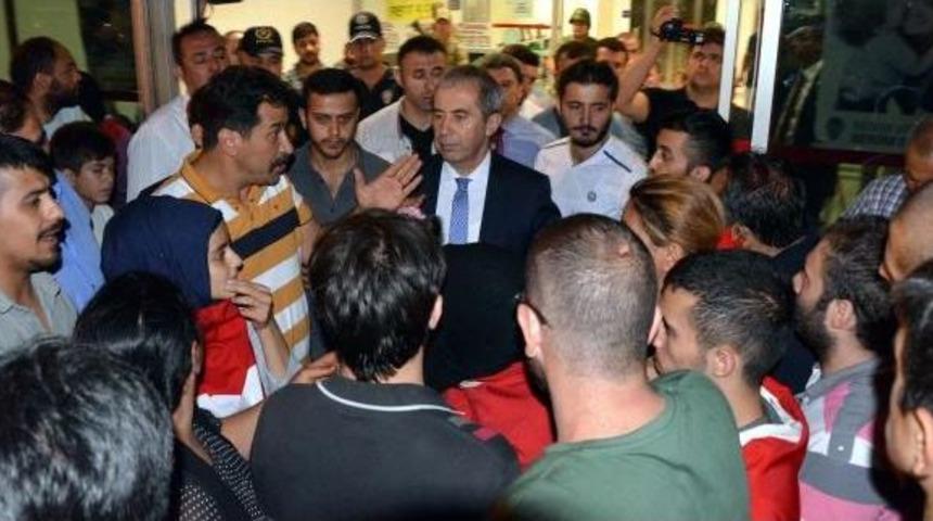 Şehit Polisler Iğdır'dan Gece Yarısı Uğurlandı