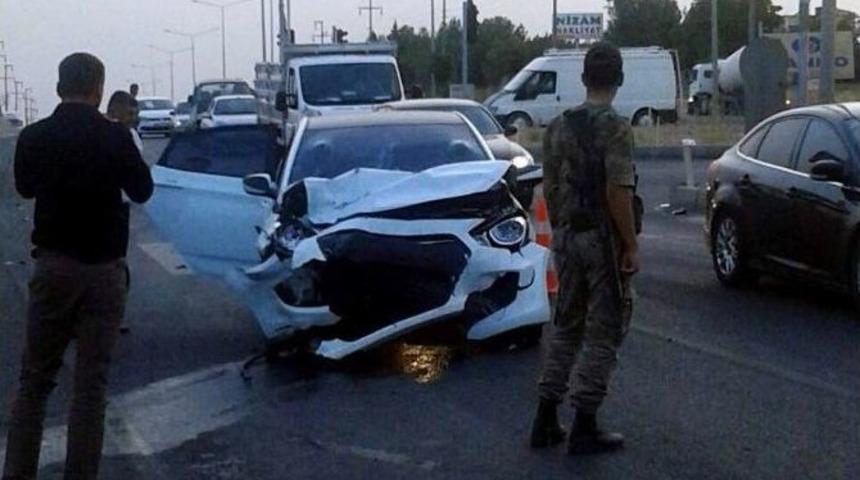 Adıyaman&rsquo;da Trafik Kazası: 2 Yaralı