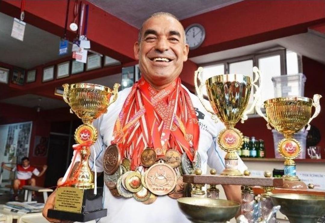 By-passlı Şampiyon &Ouml;l&uuml;me Meydan Okuyor