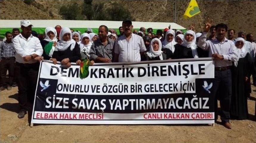 Hdp Ve Dbp&rsquo;den Başkale&rsquo;de Canlı Kalkan Eylemi