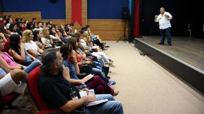 Ustalarla Oyunculuk At&ouml;lyesi Başladı