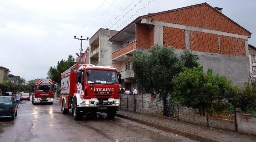 Kocaeli&rsquo;de Doğalgaz Patlaması Korkuttu