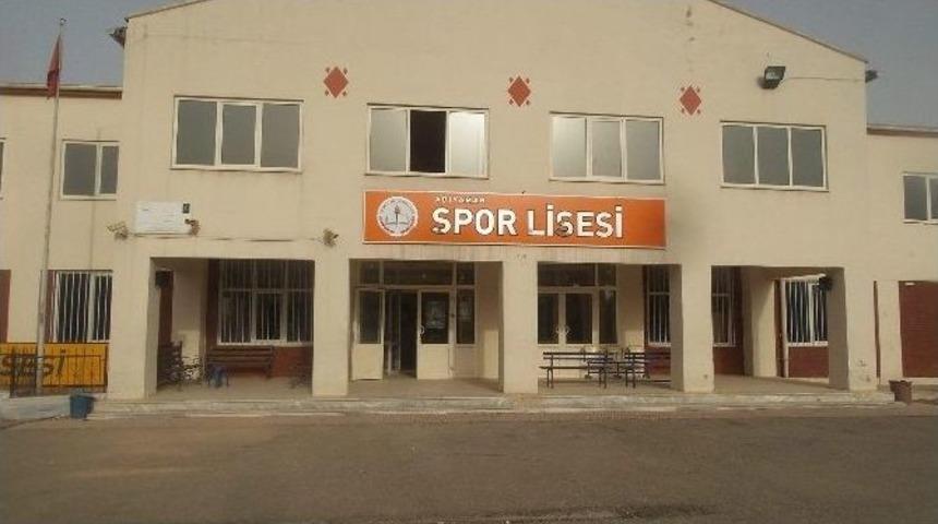 Yatılı B&ouml;lge Okulu Spor Lisesi Oldu