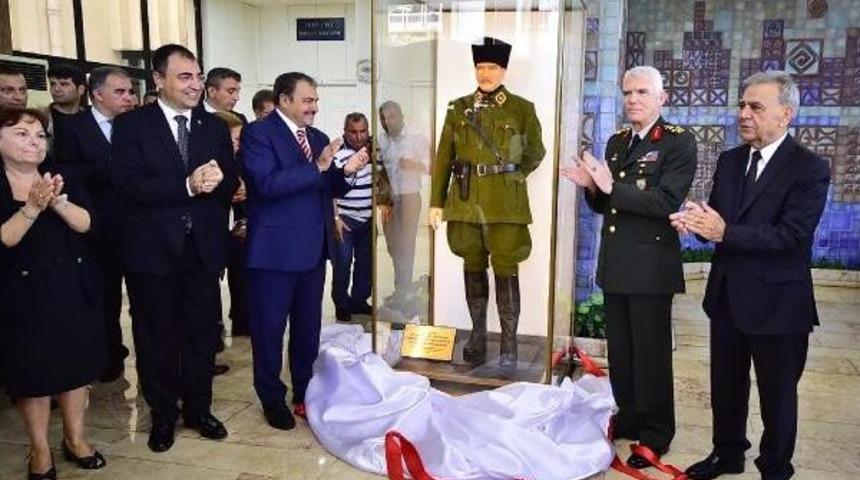 Bakan Eroğlu 'a&ccedil;ılımı Kaldırın' Diyen Vatandaşa 'kalktı, Kalktı Merak Etme' Dedi