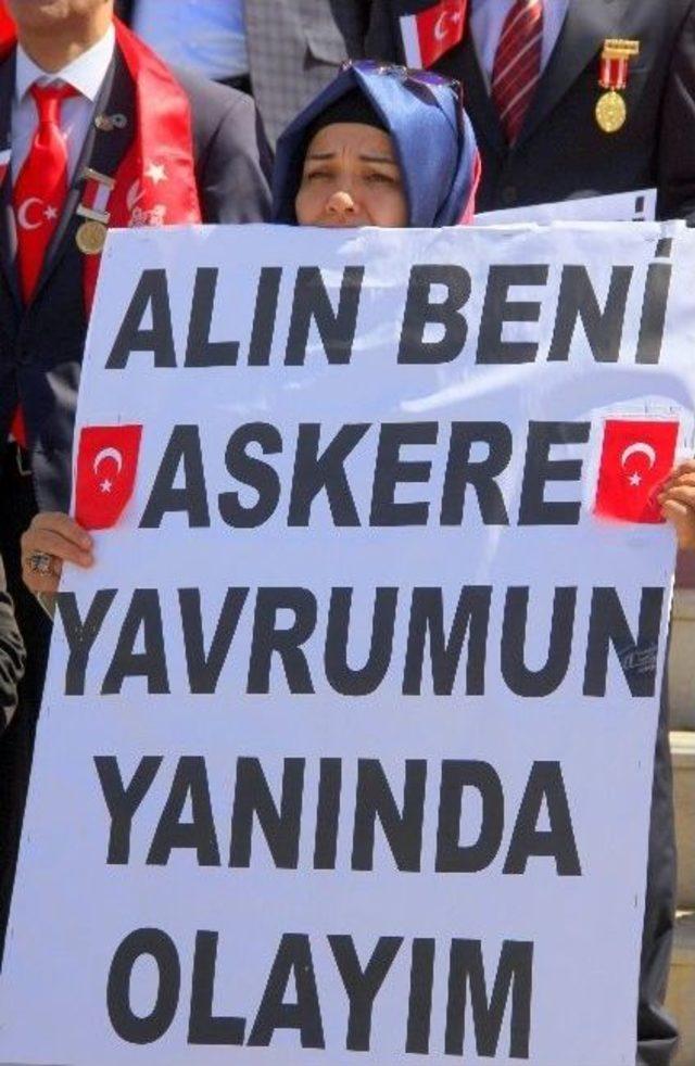 Gazilerden ’alın Beni Askere’ Etkinliği