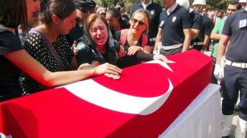 Şehit Polis Mardin'den G&ouml;zyaşlarıyla Uğurlandı