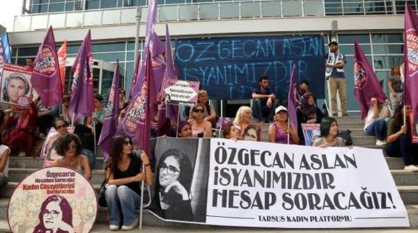 &Ouml;zgecan Davasında Savcı, 3 Sanığa Da 'ağırlaştırılmış &Ouml;m&uuml;r Boyu' Istedi (2)