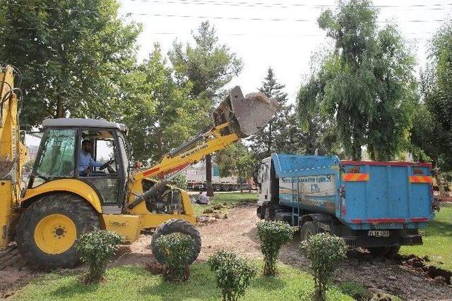 Haliliye’deki Parklarda Onarım Çalışması