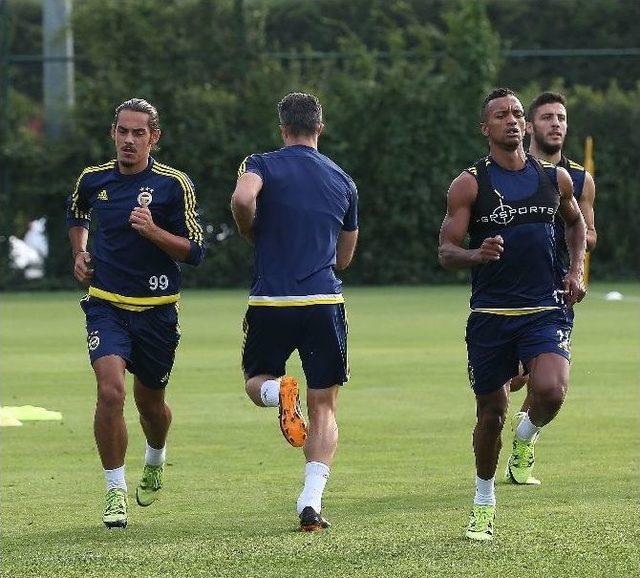 Fenerbahçe, Kasımpaşa Maçı Hazırlıklarını Sürdürüyor