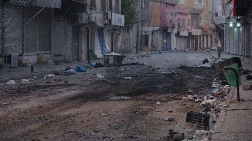 Cizre&rsquo;de İzinsiz G&ouml;steriye Polis M&uuml;dahale Etti