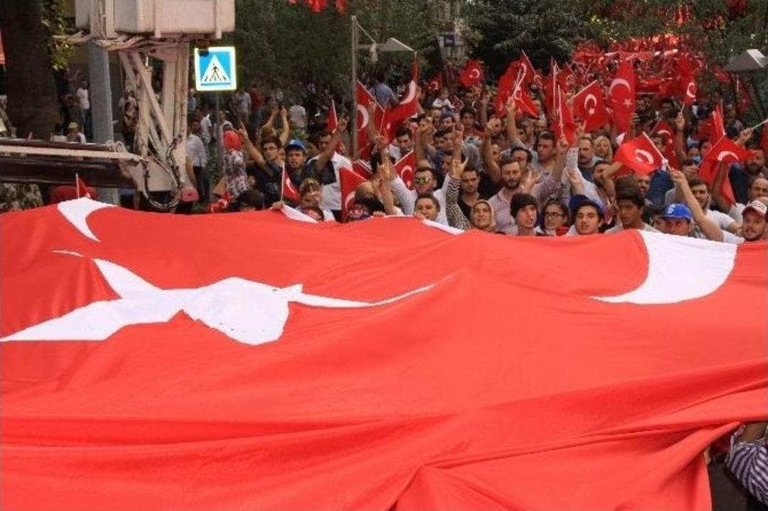 Kocaeli Ter&ouml;re Karşı Ayakta