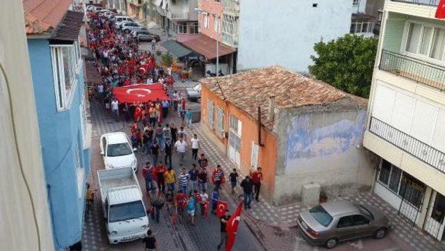 Şehitliğe Gidip Dua Ettiler