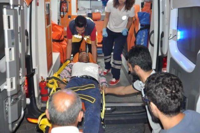 İnternet Kafede Sırtından Bı&ccedil;aklandı 1